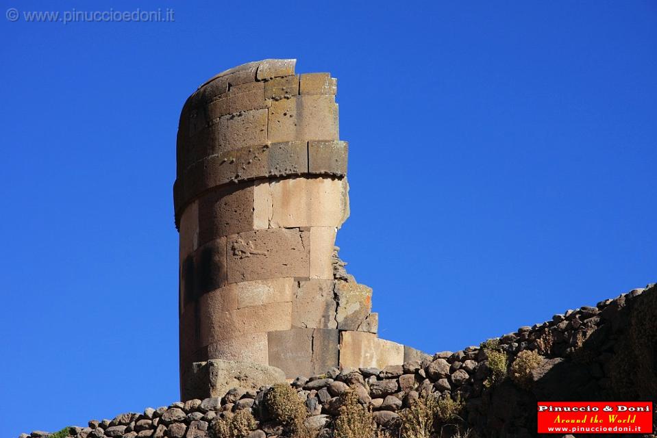 PERU - Le Chullpas di Sillustani - 1.jpg